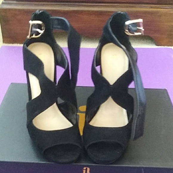 Brand New June Ambrose Party Heels - Picture 2 of 5